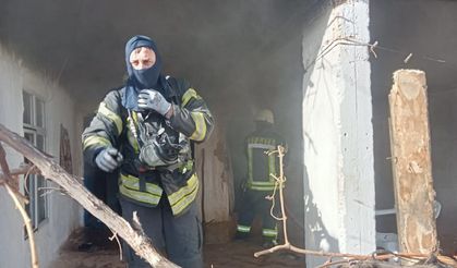 Karaman’da tüp parlaması sonucu çıkan yangında karı-koca yaralandı