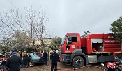Fethiye’de ev yangını: 1 kişi hayatını kaybetti