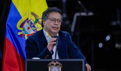 Kolombiya Devlet Başkanı Petro, kabinenin istifasını istedi