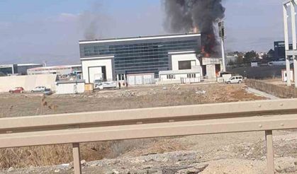 Başkent’te fabrika yangını